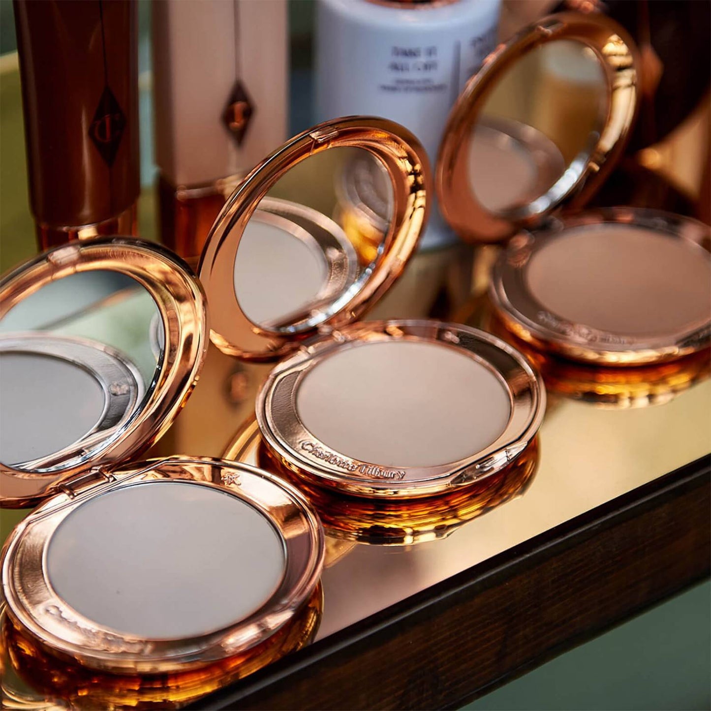 Фінішна пудра Charlotte Tilbury Airbrush Flawless Finish Setting Powder