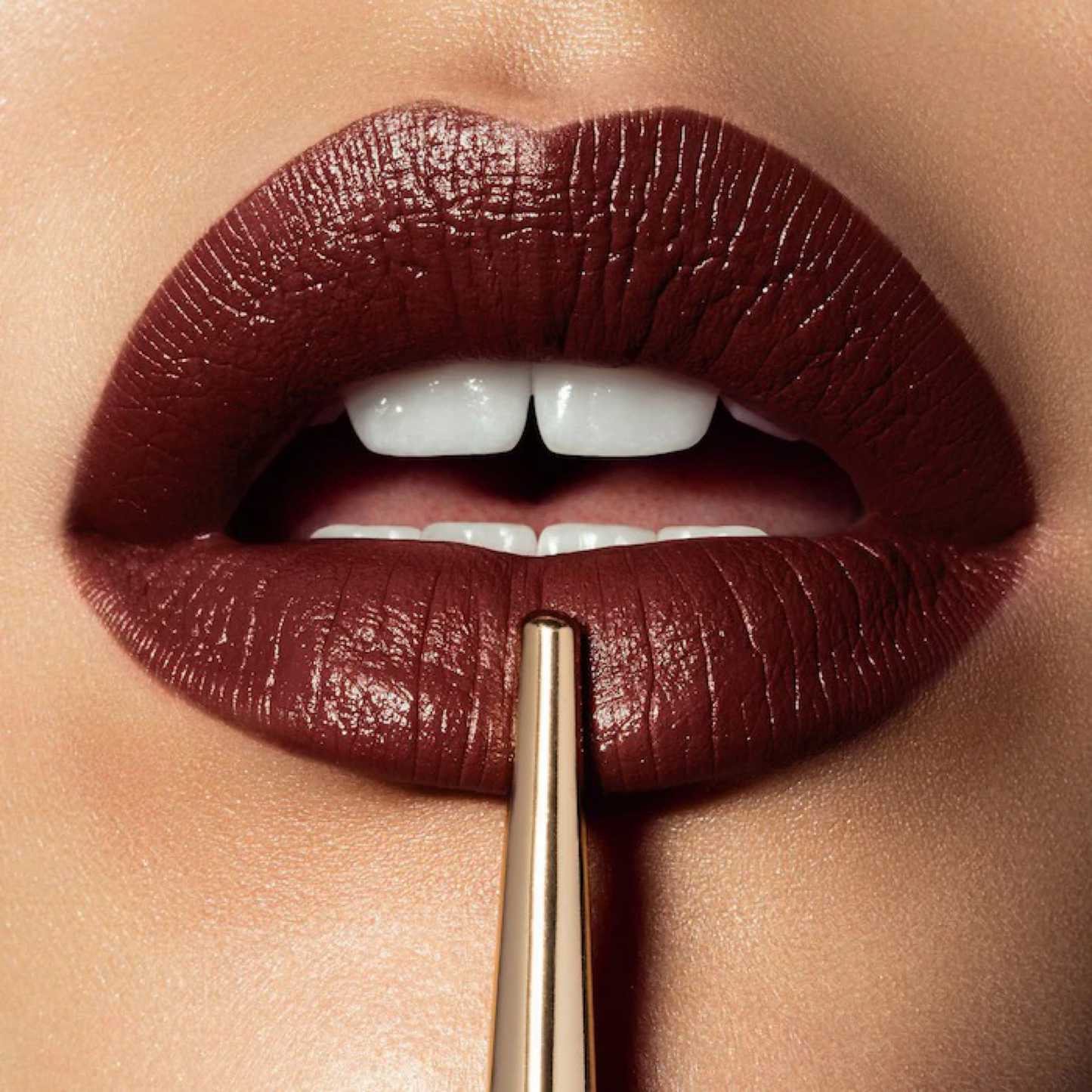 Помада Hourglass Confession Ultra Slim High Intensity Refillable Lipstick - відтінок At Night