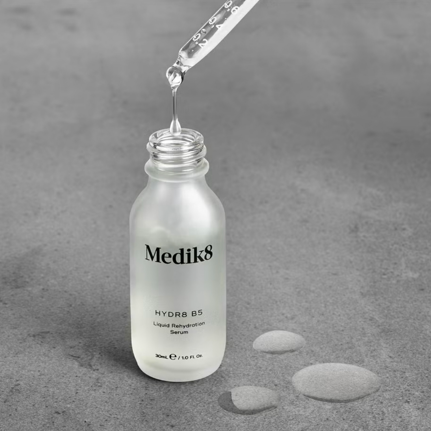 Сироватка для зволоження шкіри Medik8 Hydr8 B5 Serum