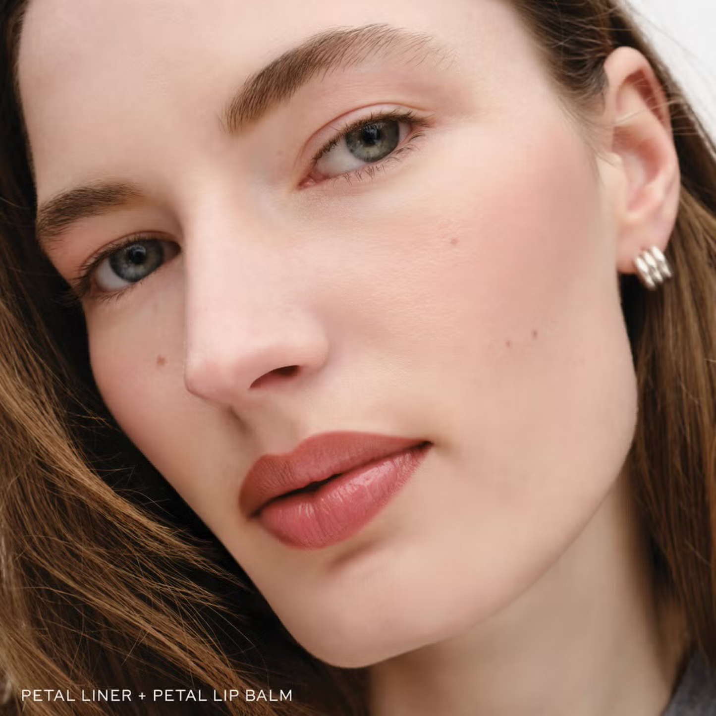 Олівець для губ Westman Atelier Lip Shape Lip Liner